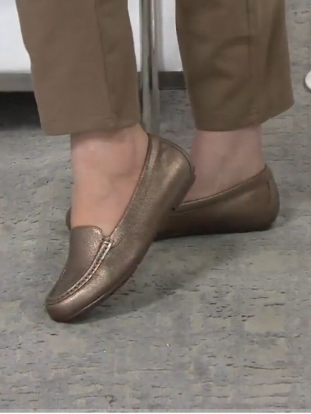 Vionic Debbie Driving Moc Loafer Metallic Bronze Gold Women’s Size 10 Wide